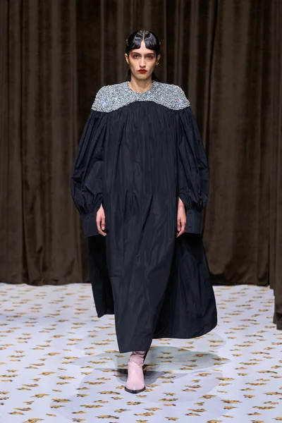 Look 68